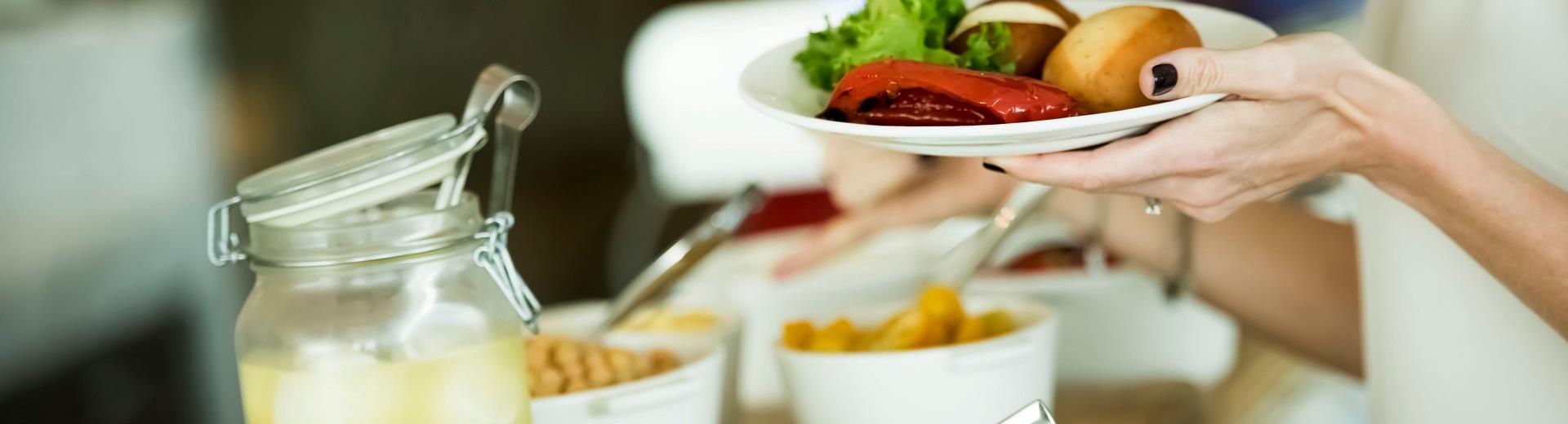 Per il tuo meeting all''Hotel Corsi, a Roma Fiumicino, richiedici il servizio di business lunch: scegli il menù più adatto alle tue esigenze e affidati alla nostra esperienza!
